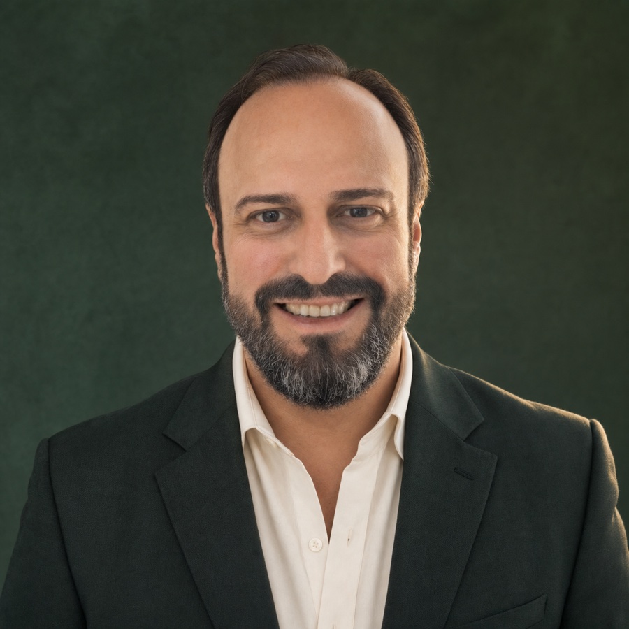 Alberto M. Rubio, CEO and CTO of ExcursionPass Inc.